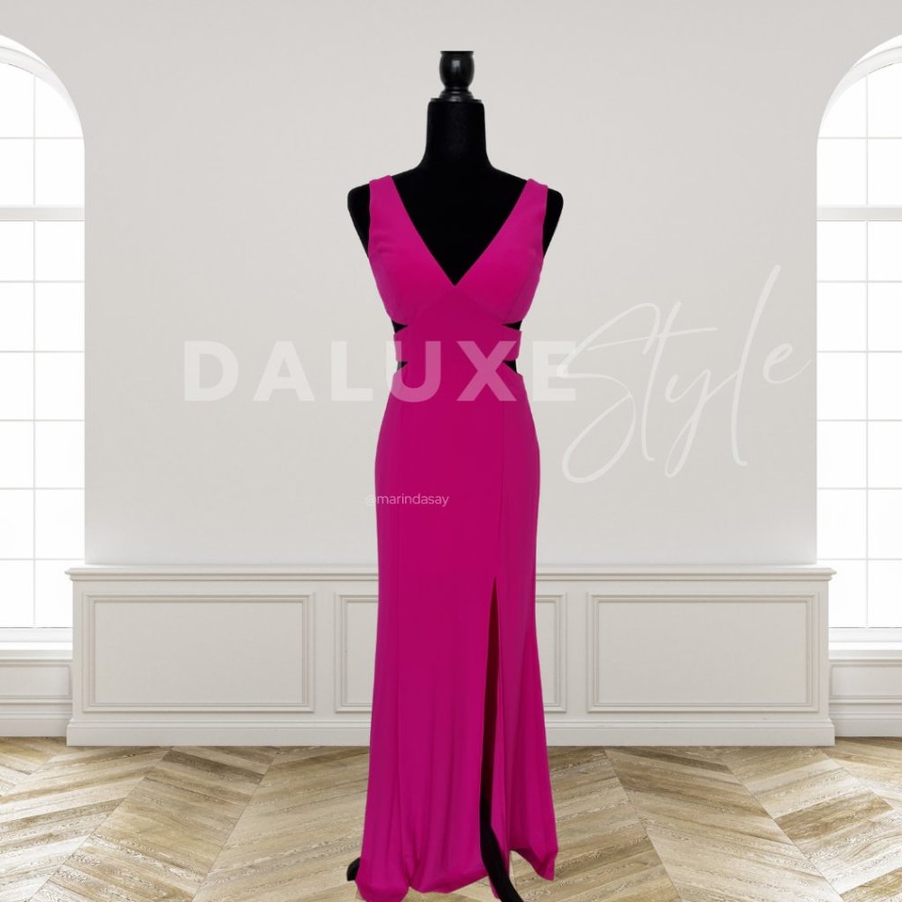 NEVER WORN Ignite Evenings Women's Cut Out Open Back Dress Long Jersey Gown